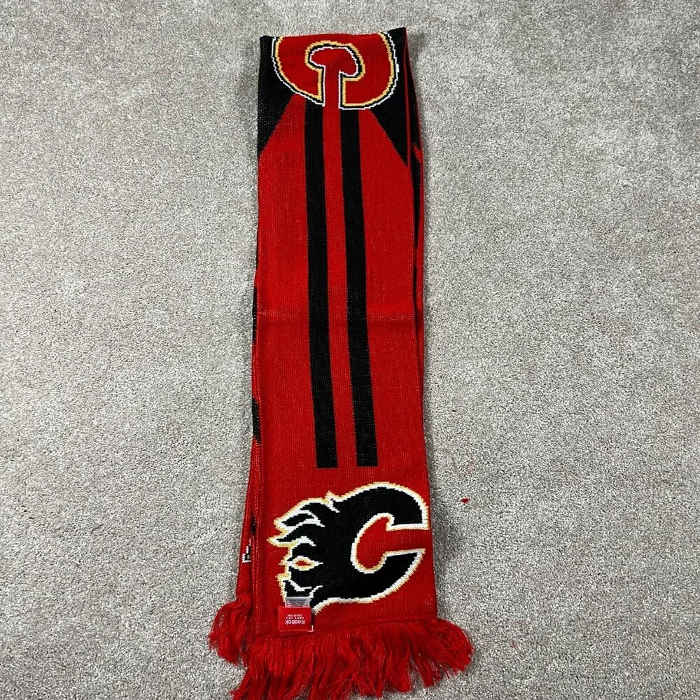Reebok Unisex OSFA Red Black Winter Fringe Calgary Flames‎ Ice Hockey Scarf NWT